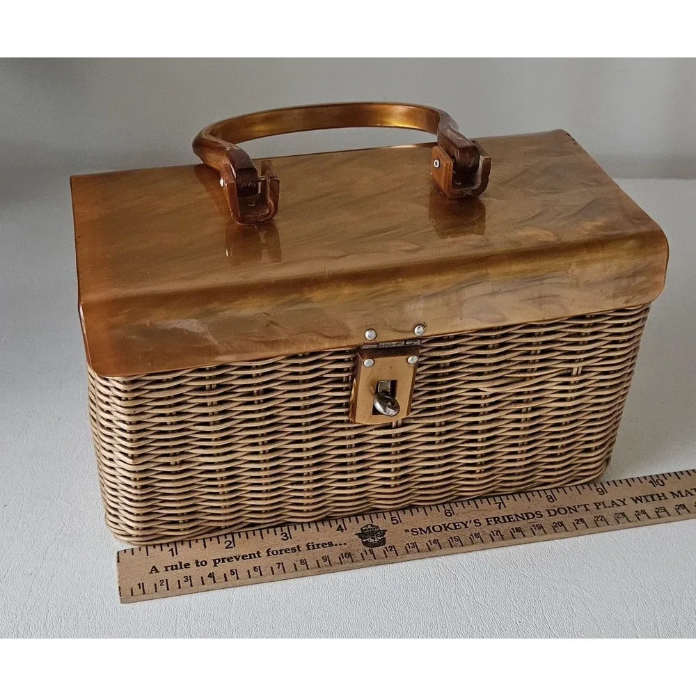 Vintage Plastic Wicker Gold Marbled Swirl Box Purse